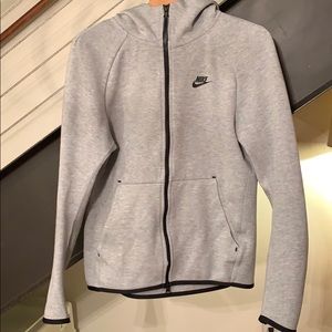 Nike tech jacket